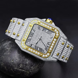 นาฬิกาเพชรหรูหราทันสมัย ประดับเพชรเต็มหน้าปัด พร้อมหน้าปัดสีทอง เหมาะสำหรับใส่ทำงานและกิจกรรมกลางคืน มีจำหน่ายในราคาส่งออก - Product Image 1