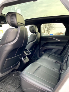 CADILLAC LYRIQ SPORT 2025 SUPER LIMPIO CON TRANSMISIÓN AUTOMÁTICA - Product Image 5