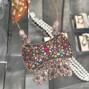 Conjunto de collar oxidado Sanaira de alta calidad más vendido del proveedor indio directo, colgante grande geométrico, cadenas de moda hechas a mano - Product Image 1