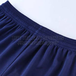 Conjunto de Uniforme de Fútbol Unisex Premium con Tela Transpirable de Secado Rápido, Personalizable con Nombres/Números de Equipo para Uso en Verano - Product Image 6