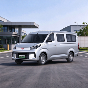 Wuling Yangguang Pro EREV 2026, minibus 6 places, autonomie électrique de 150 km, autonomie étendue de 850 km, véhicule à charge rapide - Product Image 1