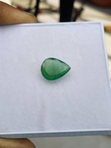 Esmeralda Natural de Zambia, Corte Pera, 4.60 Quilates, Piedra Preciosa de Buena Calidad, Lustre, Color Verde Bonito, Pulido Perfecto para Cualquier Joyería - Product Image 2