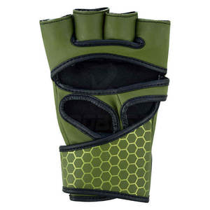 Gants de MMA en cuir pour les arts martiaux et les entraînements de boxe - Fermeture à scratch antidérapante, construction durable et personnalisable - Product Image 3