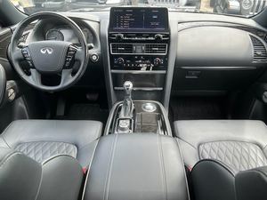 Offre exceptionnelle : INFINITI QX80 Sensori 4x4 d'occasion 2023 - Product Image 2