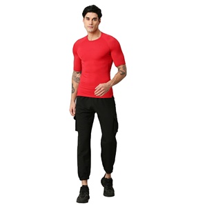 Camiseta de Compresión para Hombre, de Poliéster y Elastano, Elástica, de Secado Rápido, Transpirable, para Gimnasio y Deportes, Personalizable con Logotipo OEM Privado - Product Image 5