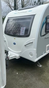 Mini caravana Bailey Persuit 4x4 para 4 personas - Product Image 2