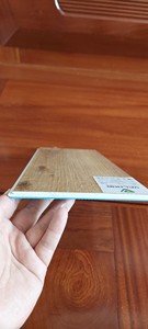 Plancher en vinyle rigide SPC en chêne naturel de qualité supérieure VFLOOR, imperméable, système de clic 5G, rainure en V, résistant à l'usure, qualité commerciale - Product Image 3