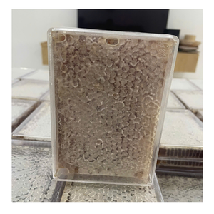 Honeycomb Magic Shines: Crudo, sin filtrar, este superalimento dorado tiende con sabor y bienestar en cada bocado a granel para exportación - Product Image 3