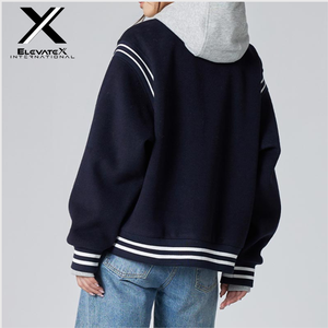 Veste Letterman Varsity pour femmes, élégante et personnalisée, haute qualité 100% laine, teinte unie, coupe-vent, bombardier de baseball, coton, denim imprimé - Product Image 4