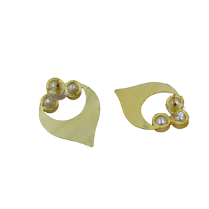 Vente en gros de boucles d'oreilles peintes à la main pour femmes 2024 Fabricant Fournisseur Boucles d'oreilles en pierre MOP plaquées or pour femmes et filles - Product Image 4