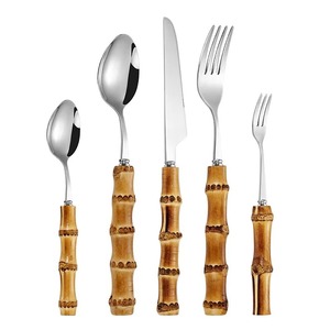 Juego de cubiertos de acero inoxidable con mango de bambú al por mayor, incluye cuchara, cuchillo, tenedor, juego de cubiertos, regalo de inauguración de la casa - Product Image 5
