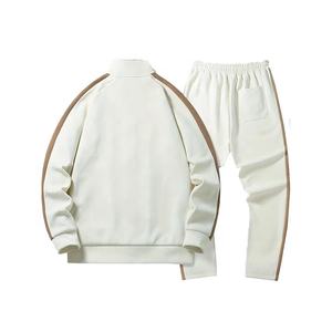 Vente en gros de survêtements de sport de haute qualité unisexe ensemble de survêtements d'hiver à logo personnalisé grande taille écologique pour hommes et femmes - Product Image 2