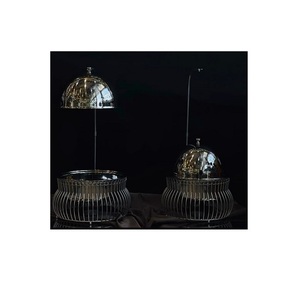 Plat de service rond en acier inoxydable et fer avec couvercle suspendu pour buffet, à prix avantageux - Product Image 3