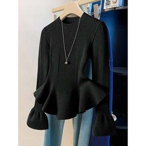 Pull en laine mérinos décontracté pour femme avec motif rayé - Haut respirant pour le printemps - Product Image 1