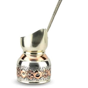 Cafetera de Latón Pulido Brillante que Refleja una Artesanía Premium para Experiencias de Servicio Elegantes en el Hogar, Cafeterías, Eventos y Lujo - Product Image 1