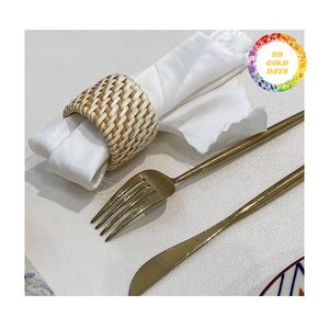 Anneaux de serviette en rotin durables faits à la main, conception simple et classique adaptée aux hôtels, aux maisons et à la décoration de restauration - Product Image 4