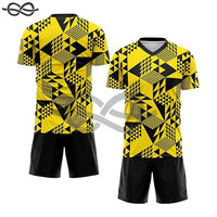 Nouveau maillot de football personnalisé pour hommes, maillot de foot 100% polyester, séchage rapide, col en V, manches courtes, taille sur mesure, vêtements de foot neufs