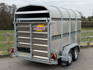 Remolque de Acero de Doble Eje para Ganado, Nuevo, en Oferta, para Transporte de Caballos, Semirremolque con Frenos Eléctricos, 3800 kg - Product Image 3