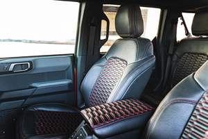 Ford Bronco Big Bend 2023 d'occasion, 1200 miles, EcoBoost 4 cylindres, 4x4, modifications importantes - Product Image 5