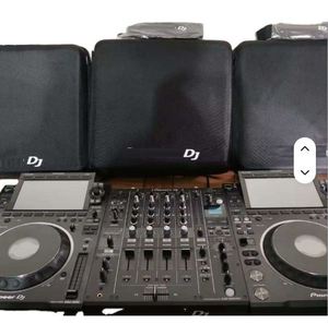 ESPECIAL. Consola de DJ Pioneer CDJ-3000 y DJM-900NXS2 Negra con Controlador de Música Asistido por Energía, Paquete Mayorista, Molde Privado - Product Image 1