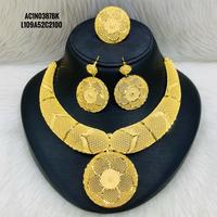 Parure de bijoux classique de haute qualité en laiton plaqué or 18 carats, motif floral, comprenant un collier court à chaîne maille forçat, des boucles d'oreilles et des bagues, pour mariage, One Gram