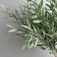 Ruscus artificiel italien au toucher réel pour les arrangements de mariage, décoration intérieure