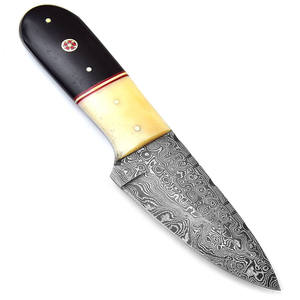 Cuchillo de Caza de Acero de Damasco de Grado Industrial de Calidad Premium con Tamaño Personalizado, Hoja Deslizante, Hecho a Mano, con Cómodo Empuñadura de Madera - Product Image 1