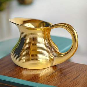 Jarras martilladas de cobre antiguo, jarras de agua de Metal con mango dorado, artículos decorativos para el hogar, restaurante, Hotel - Product Image 3