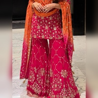 Ensemble Salwar Kameez Sharara de Luxe en Georgette Ethnique avec Broderie Lourde, Infroissable, Séchage Rapide, Matériaux Recyclés et Dupatta en Georgette Assortie