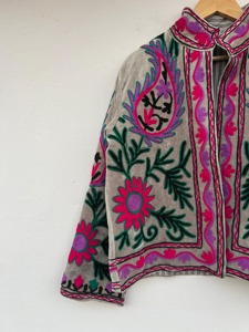 Veste Bohème en Coton Brodé Floral Écologique ODM Col Mandarin Manches Longues Grande Taille pour Femme Hiver Décontracté - Product Image 5