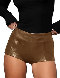 Fabricant de shorts tendance et de vêtements de club pour femmes de haute qualité, spécialisé dans les shorts brodés personnalisés pour femmes. - Product Image 1