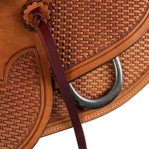 Exquisito sillín occidental de estilo inglés hecho a mano con juego completo de tachuelas para montar a caballo - Product Image 6