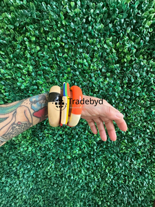 Bracelets en résine haut de gamme Bijoux sophistiqués pour femmes d'élite par Tradebyd - Product Image 3