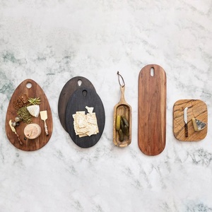 Planche à découper en bois massif d'acacia avec poignée pour la cuisine Vente en gros - Product Image 4