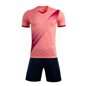 23/24 Equipos personalizados Logo Pink Soccer Jersey Set con pantalones cortos Nuevo jugador Versión Uniforme de fútbol - Product Image 1