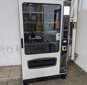 Máquina Expendedora de Bebidas Automática y Personalizable, con Pago con Tarjeta de Crédito y Código QR, de Acero Inoxidable, con Gestión Basada en la Nube, para Uso en Centros Comerciales - Product Image 1
