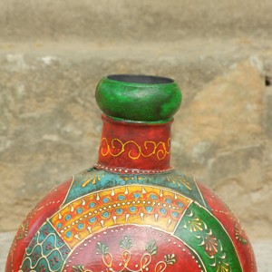 Vase à fleurs en fer peint à la main Pot décoratif en métal gaufré pour mariages Home Coastal Decor Handmade Gifting Container - Product Image 5