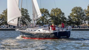 DEAL ON NEATLY Tartan <b>Boats</b> 365, 395 455 Tartan Fantail 4100, 3700 WITH TRAILER - Product Image 2