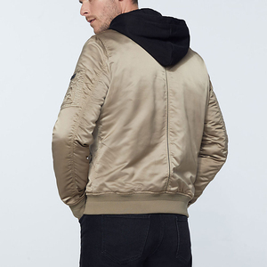 Blouson Bomber en Satin Personnalisé avec Logo pour Hommes, Vêtement d'Hiver, Prix Bas, Blouson Bomber en Satin Grande Taille pour Hommes, Veste en Satin pour Hommes - Product Image 3