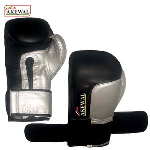 Guantes de boxeo de cuero de vaca con logotipo personalizable hechos a mano de fábrica, cuero Pu transpirable, impermeables, todos los tamaños, colores, empuñaduras de mano - Product Image 4