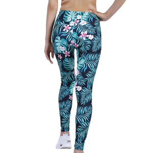 Leggings Personalizados con Diseño Sublimado para Mujer, Leggings Cómodos y Elegantes, Leggings de Diseñador para Mujeres y Niñas - Product Image 6