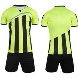 Ensemble de maillots de football de haute qualité pour hommes - Product Image 1