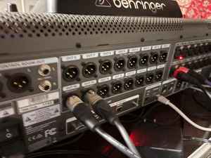 Oferta Perfecta: Consola de Mezcla Digital Behringer de 40 Entradas y 25 Buses, 100% Original Sellada de Fábrica con 1 Año de Garantía. - Product Image 3