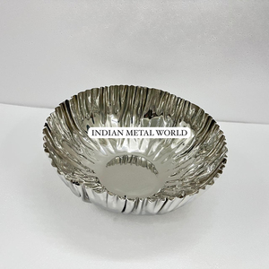 Bol de service en métal en acier inoxydable de haute qualité Design classique Bol à chocolat Vaisselle pour la maison et la restauration Prix abordable - Product Image 3