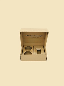 Cajas de regalo de velas de estilo creativo OEM de 2mm, embalaje de papel respetuoso con el medio ambiente con ventaja UV para el envío - Product Image 5