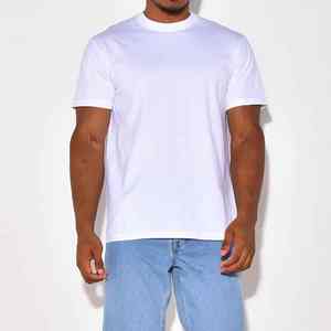 Conjunto básico de camiseta y pantalones cortos liso personalizado al por mayor para hombre, conjunto doble de 2 piezas transpirable y sencillo de verano - Product Image 2