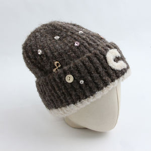 Bonnet d'hiver en tricot personnalisé avec étiquette tissée en acrylique 100%, nouvelle arrivée, design haut de gamme, coupe régulière, vêtements d'hiver décontractés - Product Image 1