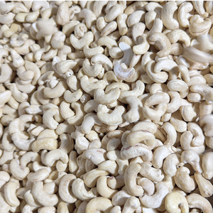 เม็ดมะม่วงหิมพานต์ดิบแห้งจากโรงงานซานติโก้โดยตรง ขนาด W320 จากเวียดนาม บรรจุภัณฑ์แบบถุงพร้อมบรรจุภัณฑ์ตามสั่ง - Product Image 1