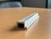 Système de montage solaire pour carport en aluminium anodisé argenté de haute qualité, fabriqué au Vietnam, avec pince intermédiaire 6005-T5 et garantie de 10 ans