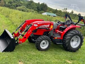 รถแทรกเตอร์ฟาร์มขนาดเล็ก Massey Ferguson FL2611 ขับเคลื่อน 4 ล้อ 40 แรงม้า มือสอง พร้อมเครื่องยนต์ เกียร์ และปั๊ม - Product Image 2